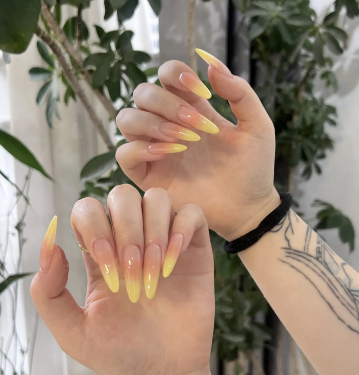 Artistic Press-On Nail Set with Unique Bow Designs Kalsten