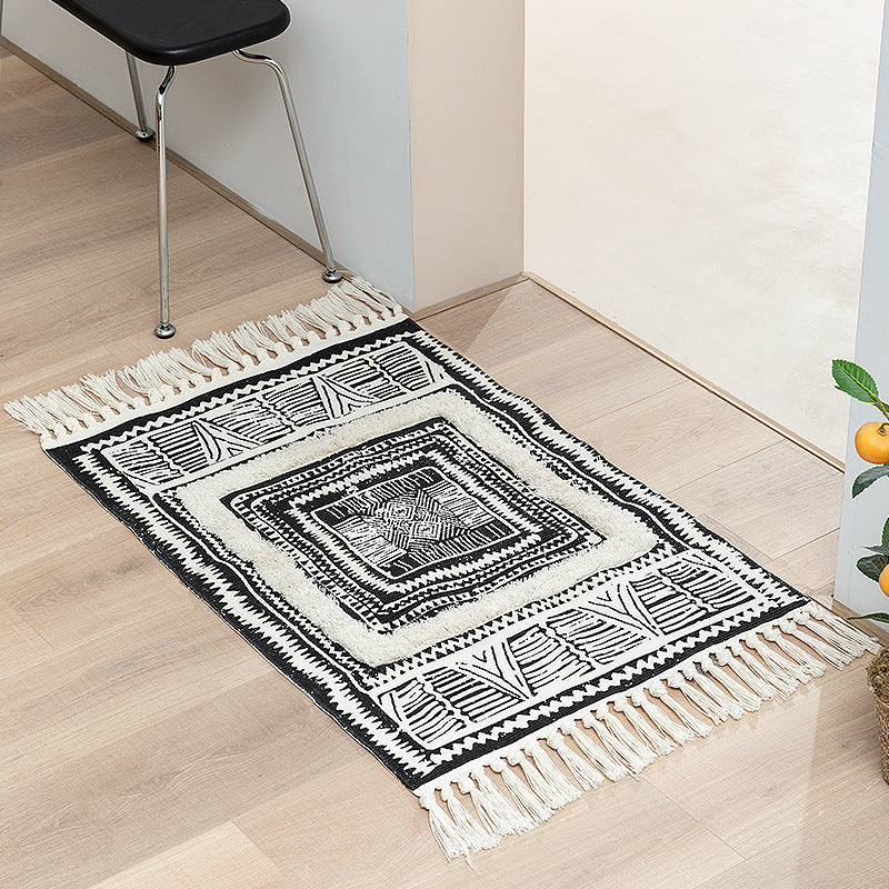Woven runner rug with fringes and geometric ethnic pattern Kalsten