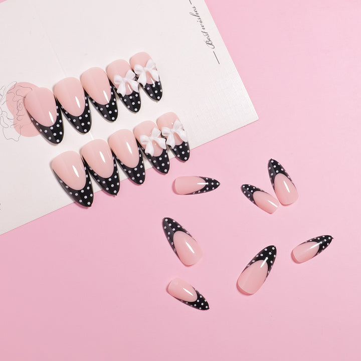 Stylish Polka Dot Press-On Nail Set Kalsten