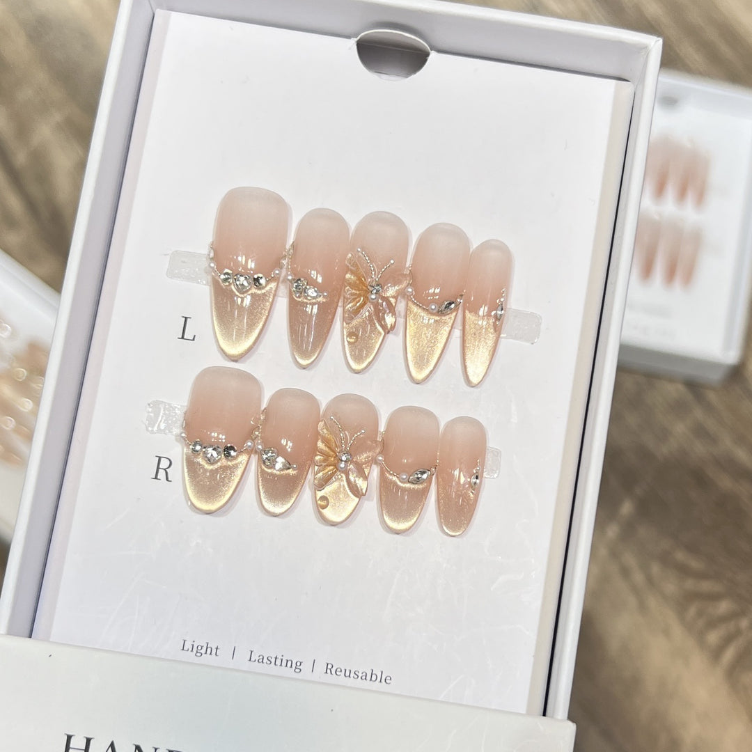 Elegant Butterfly-Accent Press-On Nail Set Kalsten