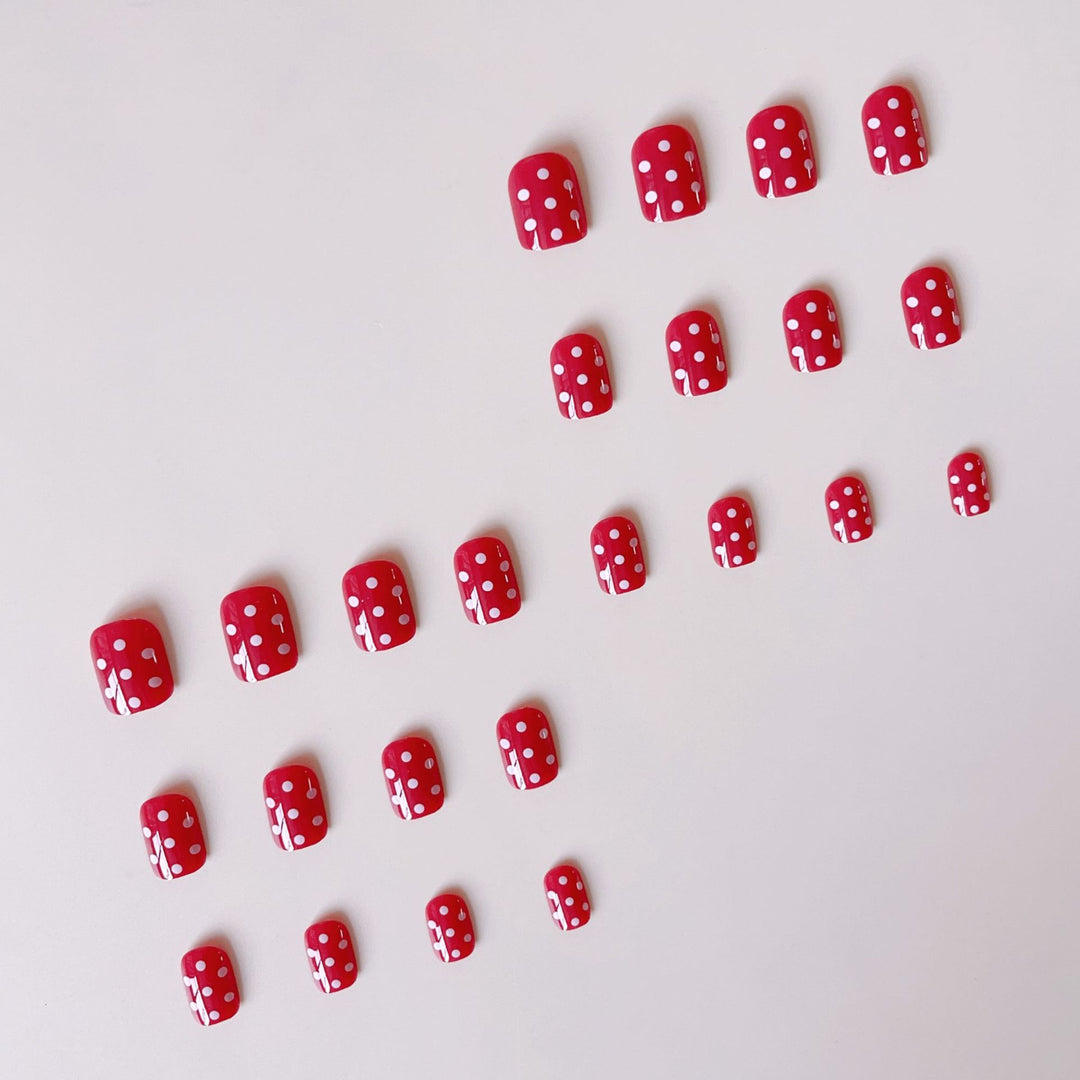 Nail set with stylish dots and high-gloss finish Kalsten