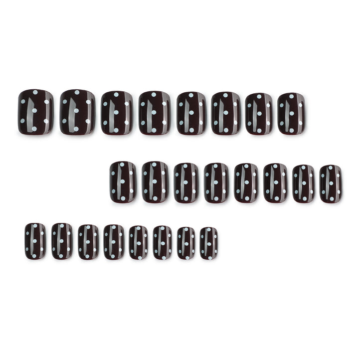 Artful Nail Art with Playful Dot Design Kalsten