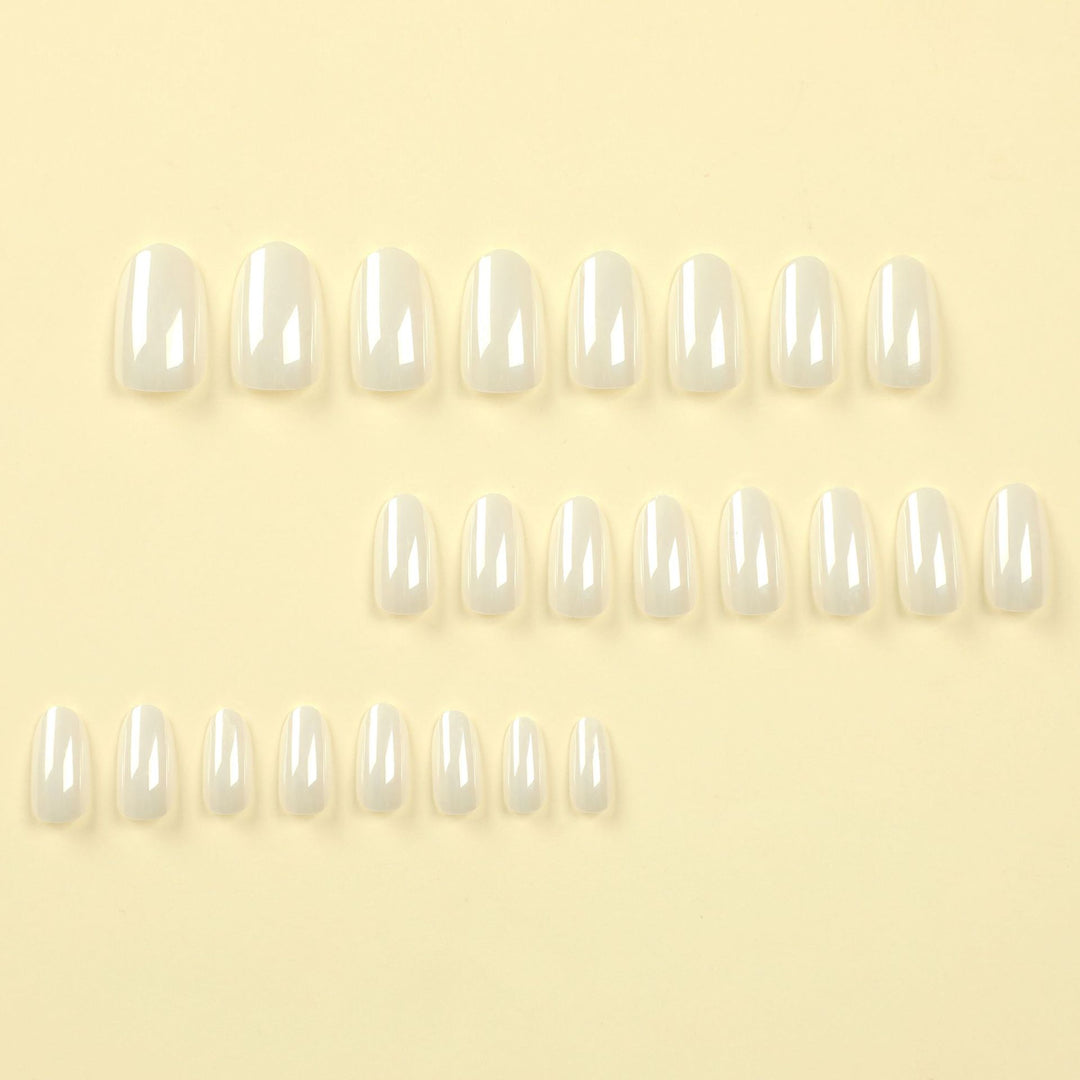 Luxus Acrylic Nails with Metallic Shine Kalsten