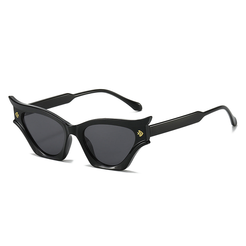 Avant-Garde Cat-Eye Sunglasses Kalsten