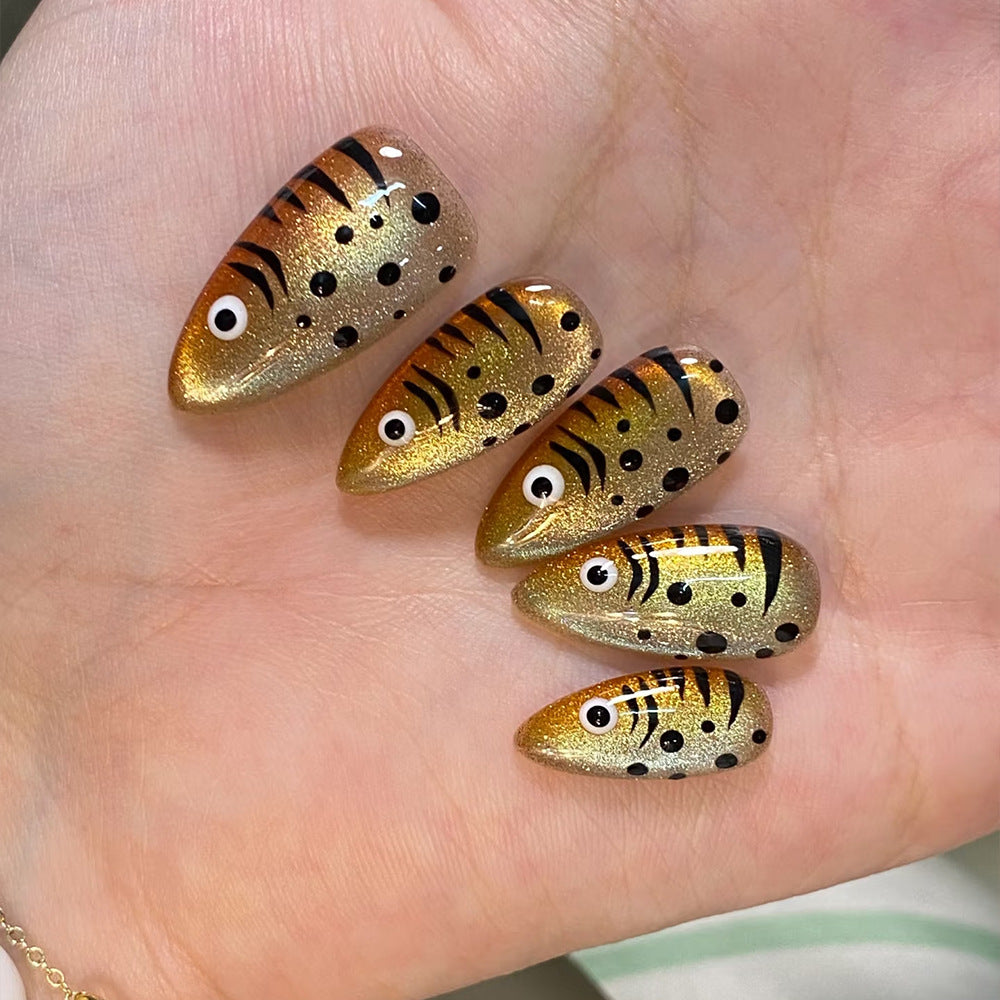 Art Nails in Creative Animal Design Kalsten