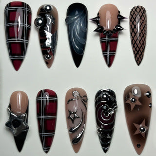 Gothic Themed Press-On Nail Art Kalsten