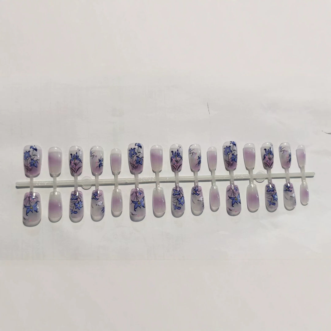Elegant Floral-Themed Press-On Nails Kalsten