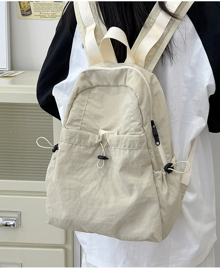 Leisure backpack with innovative drawstring and comfortable carrying system Kalsten