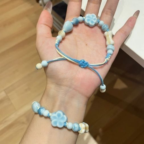 Adjustable Floral Bead Bracelet Kalsten