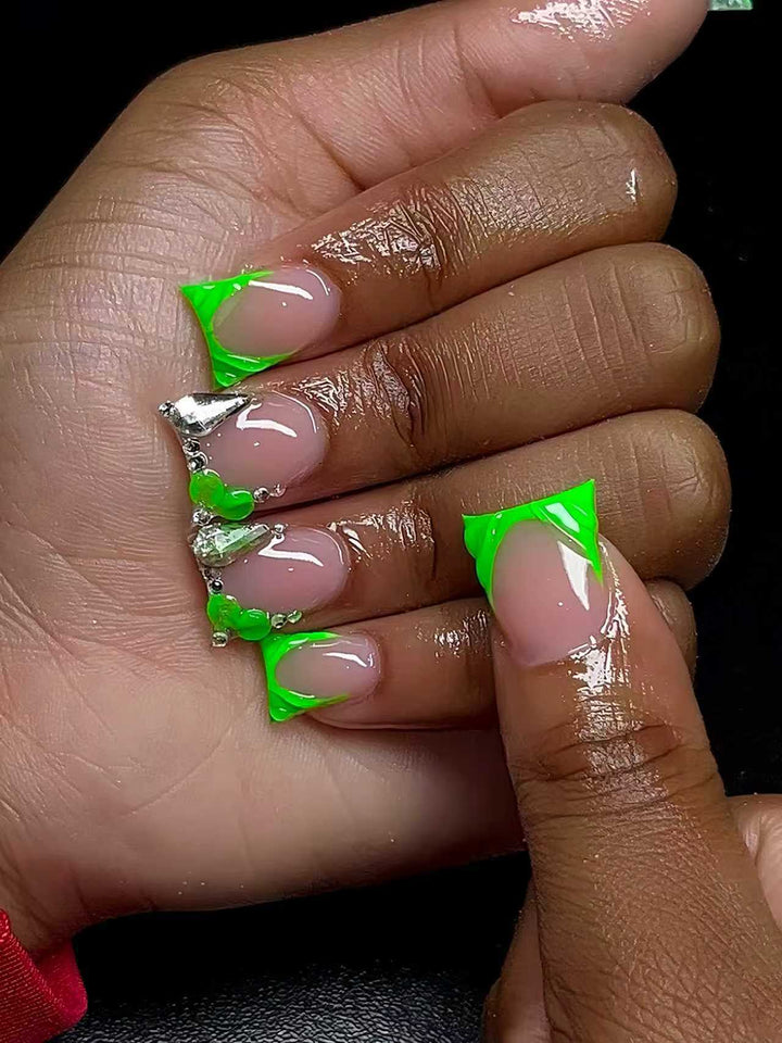 Artistic Nail Art Kalsten
