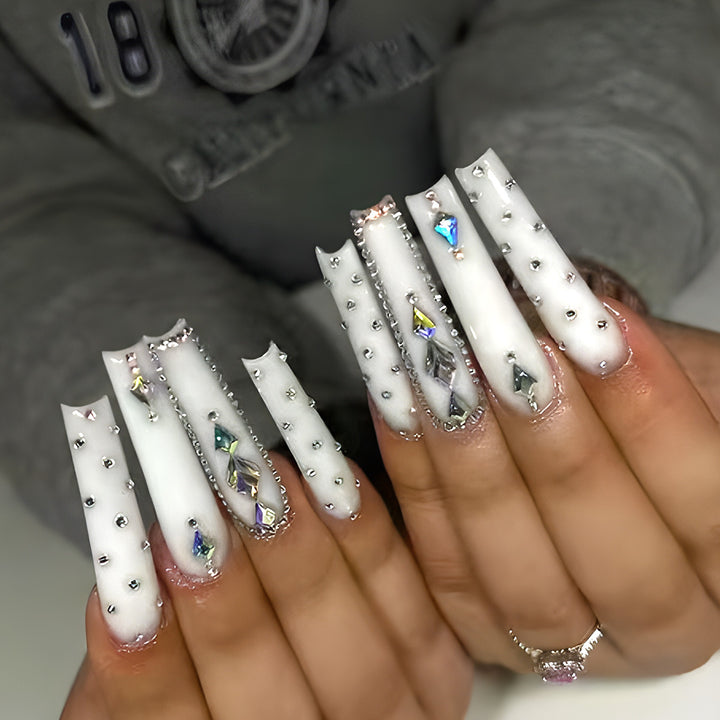 Glamorous Rhinestone-Adorned Stiletto Press-On Nails Kalsten