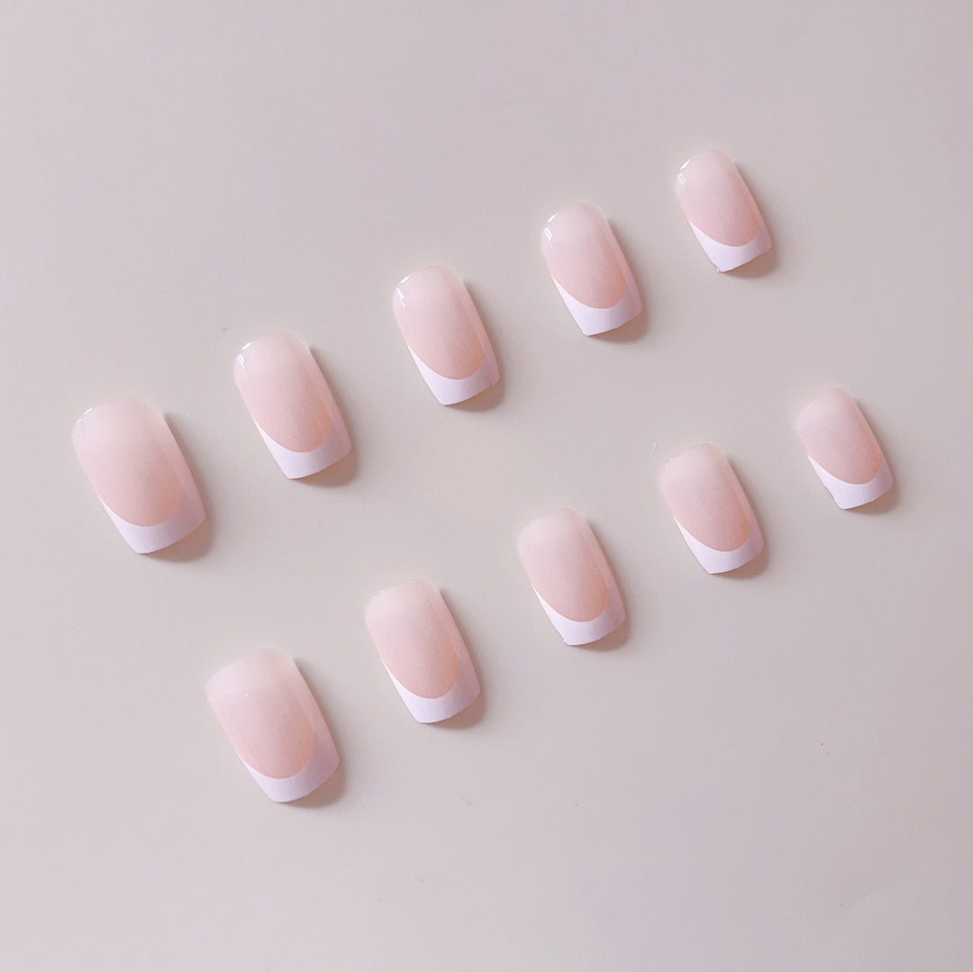 Artificial nail set with elegant French design and high-gloss finish Kalsten