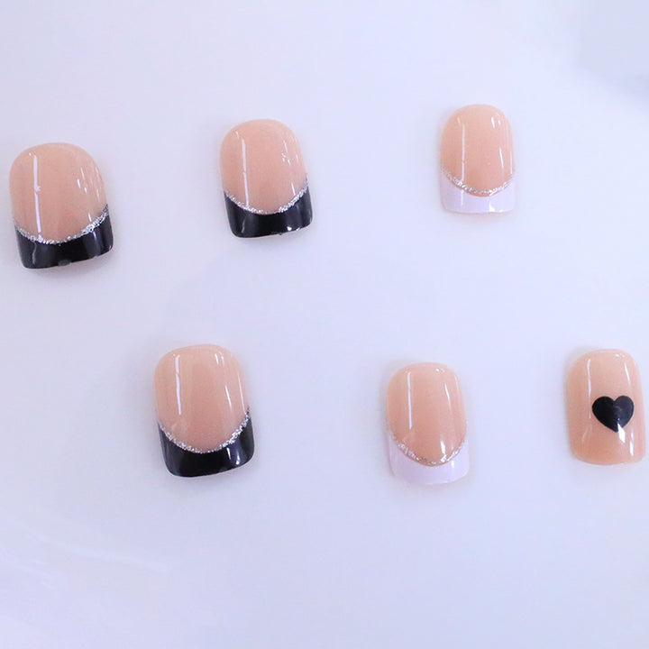 Elegant Heart-Design Press-On Nail Set Kalsten