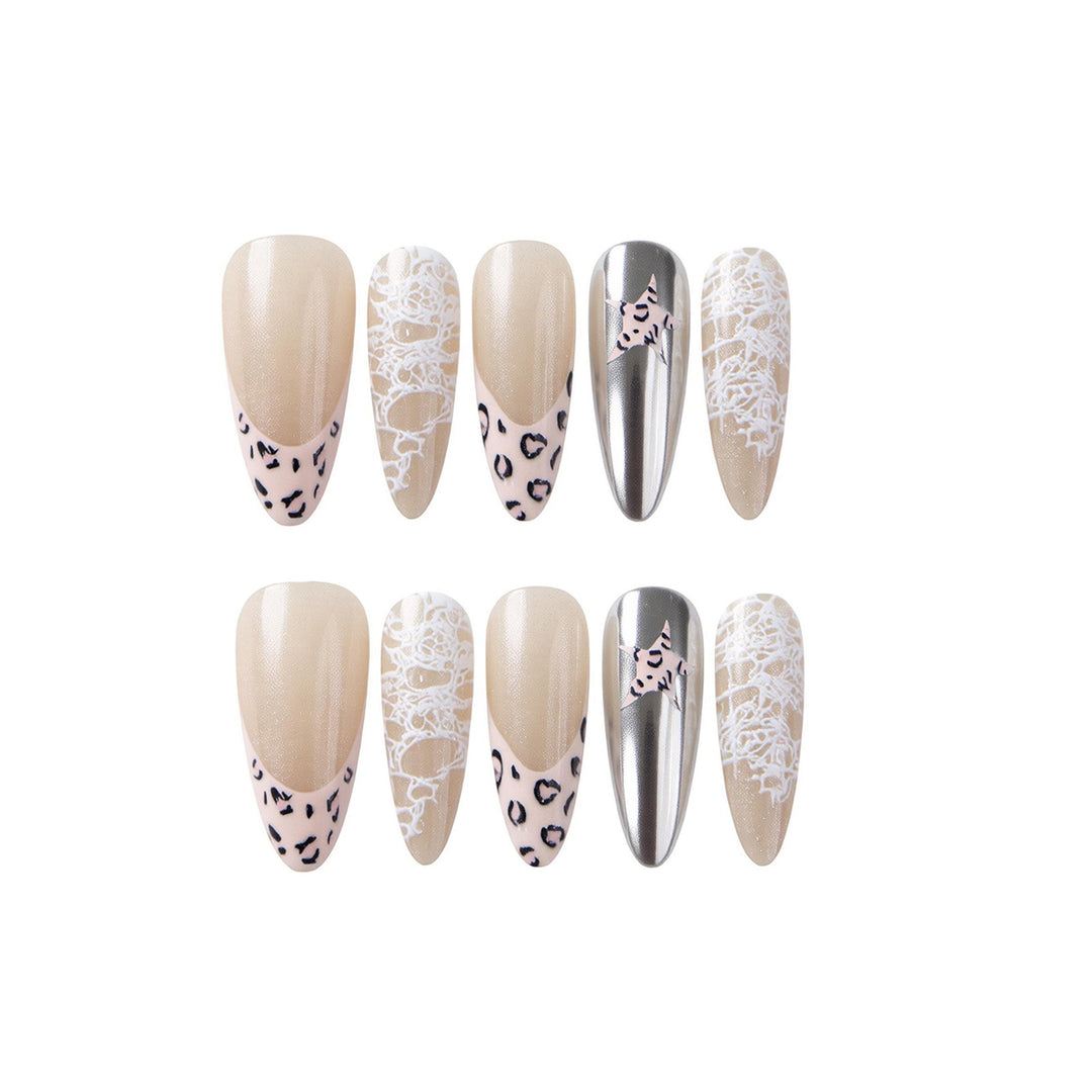 French Tip Press-On Nail Art Kalsten
