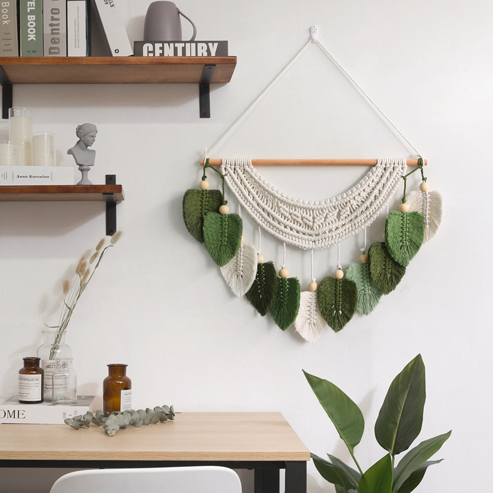 Macrame Wall Decoration with Leaf Design