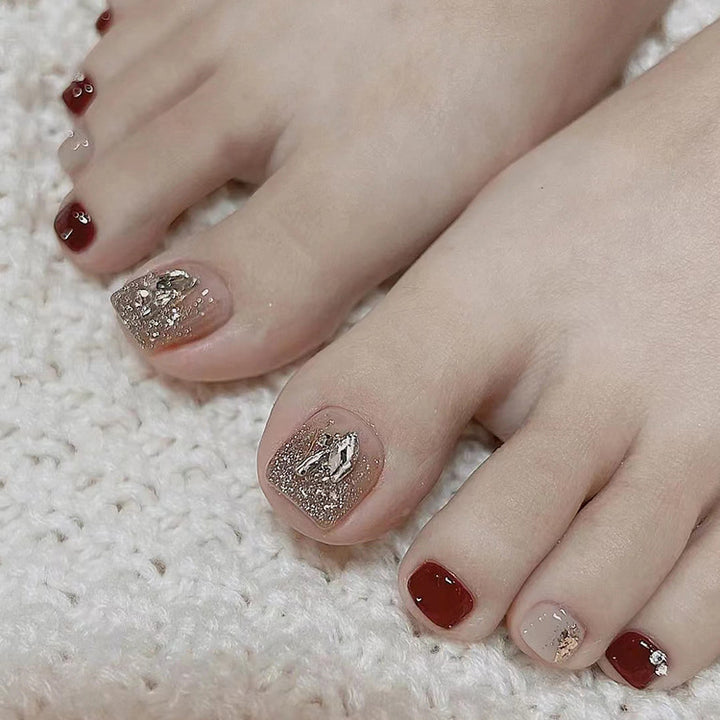 Nail art set with glamorous glitter accents Kalsten