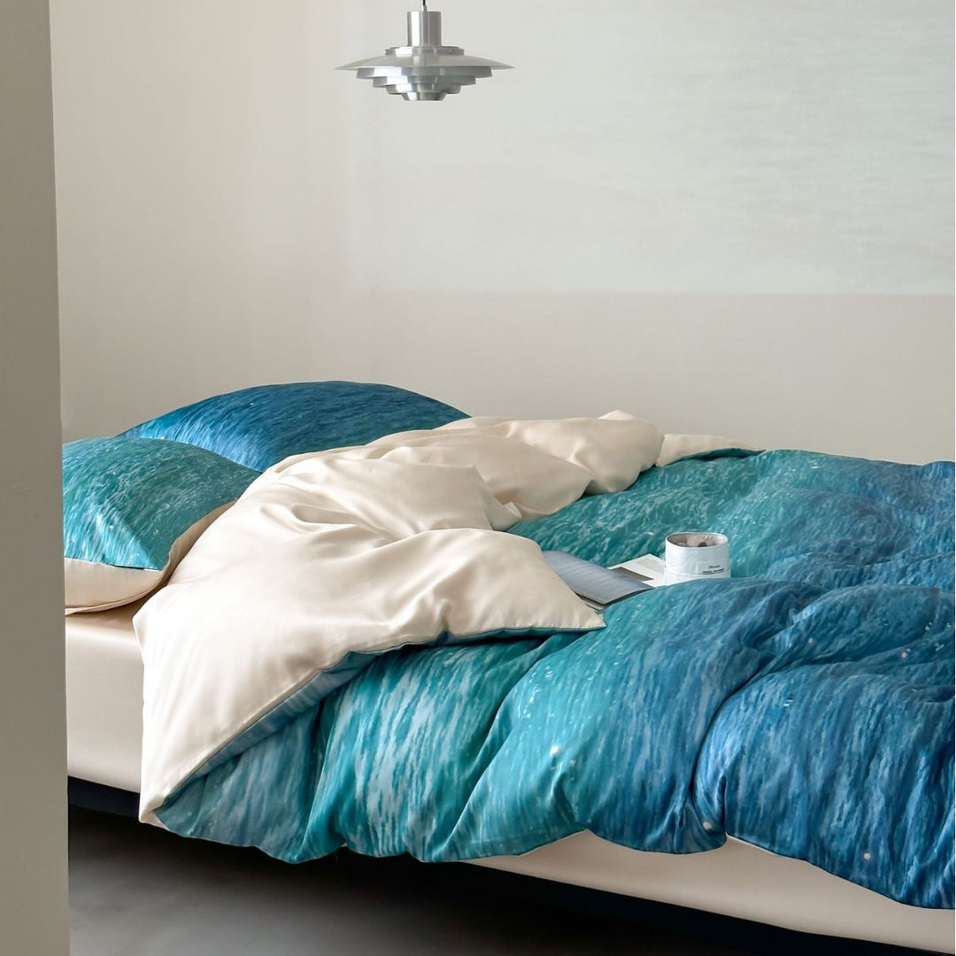 Satin bedding set with floral print and ruffle