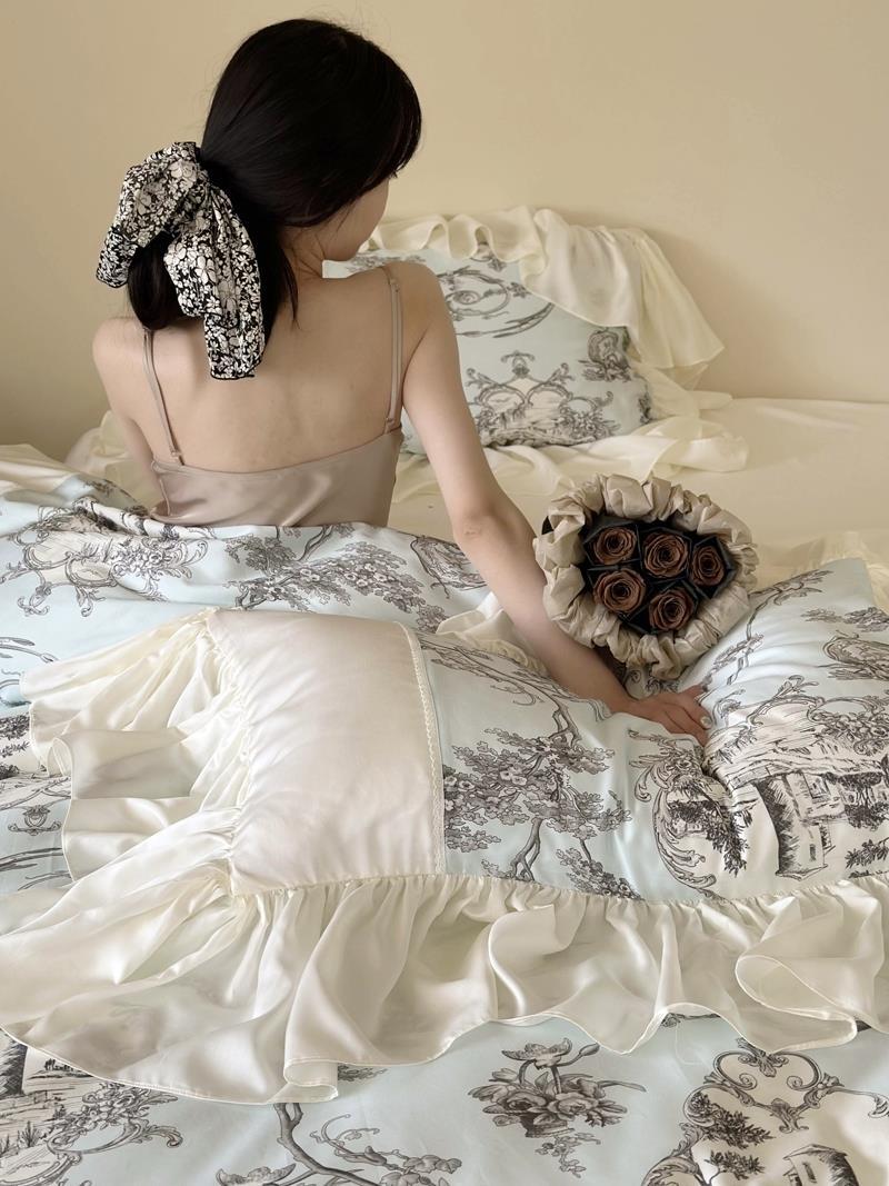 Ruffled satin bedding set in vintage toile design with frill