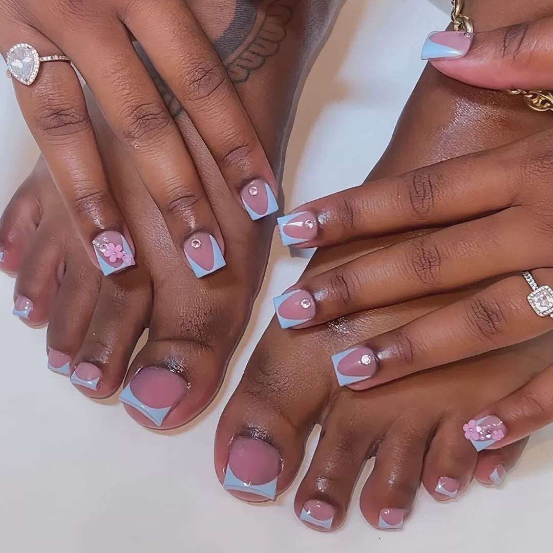 Artistic Press-On Nail Art Set with Floral and Gem Elements Kalsten