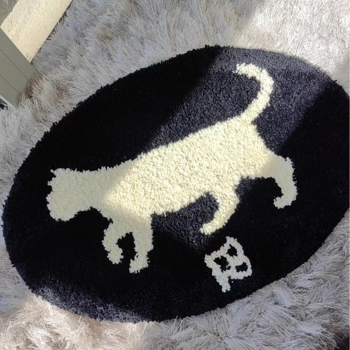 Animal Silhouette Decorative Kalsten Rug