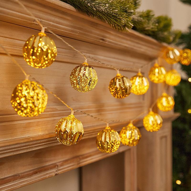 Colored LED Christmas light chain Kalsten
