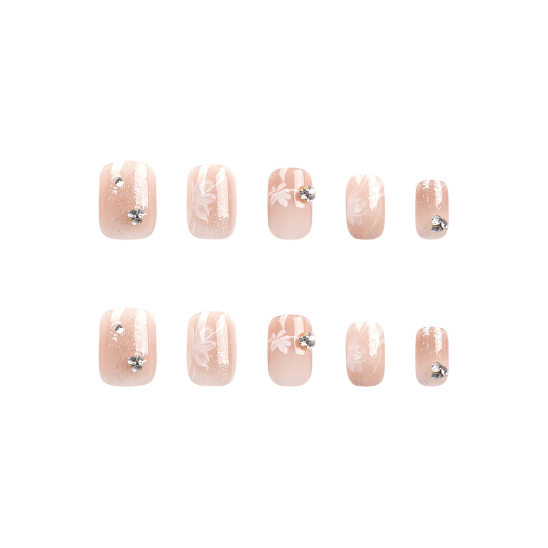 Elegant Nail Art with Holographic Accents and Floral Embellishments Kalsten