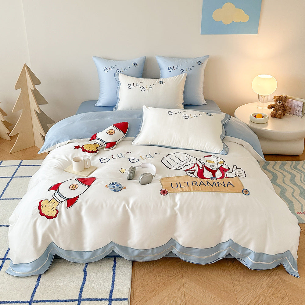 Children's bedding set made of cotton satin with rocket and Ultraman appliqués