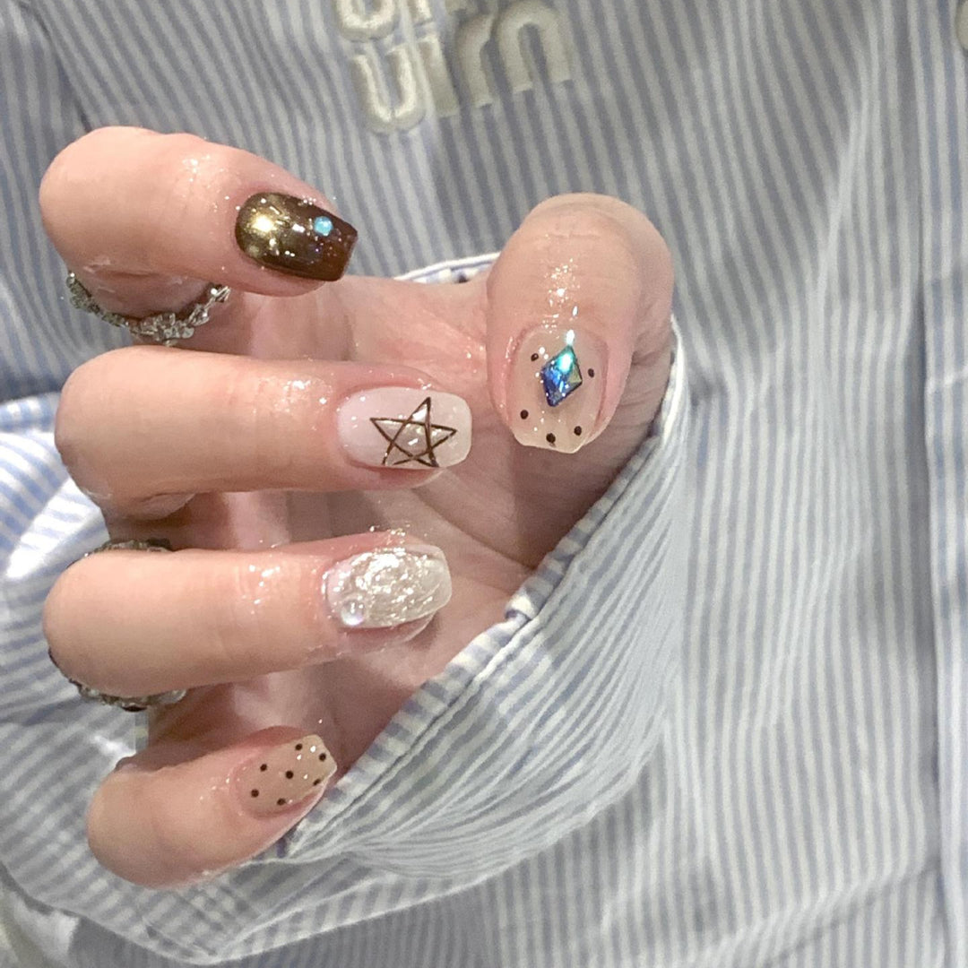 Artificial Nail Set with Creative Geometric and Sparkling Accents Kalsten