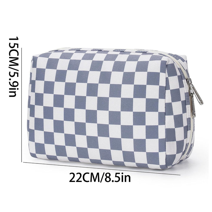 Stylish cosmetic bag with checked pattern Kalsten