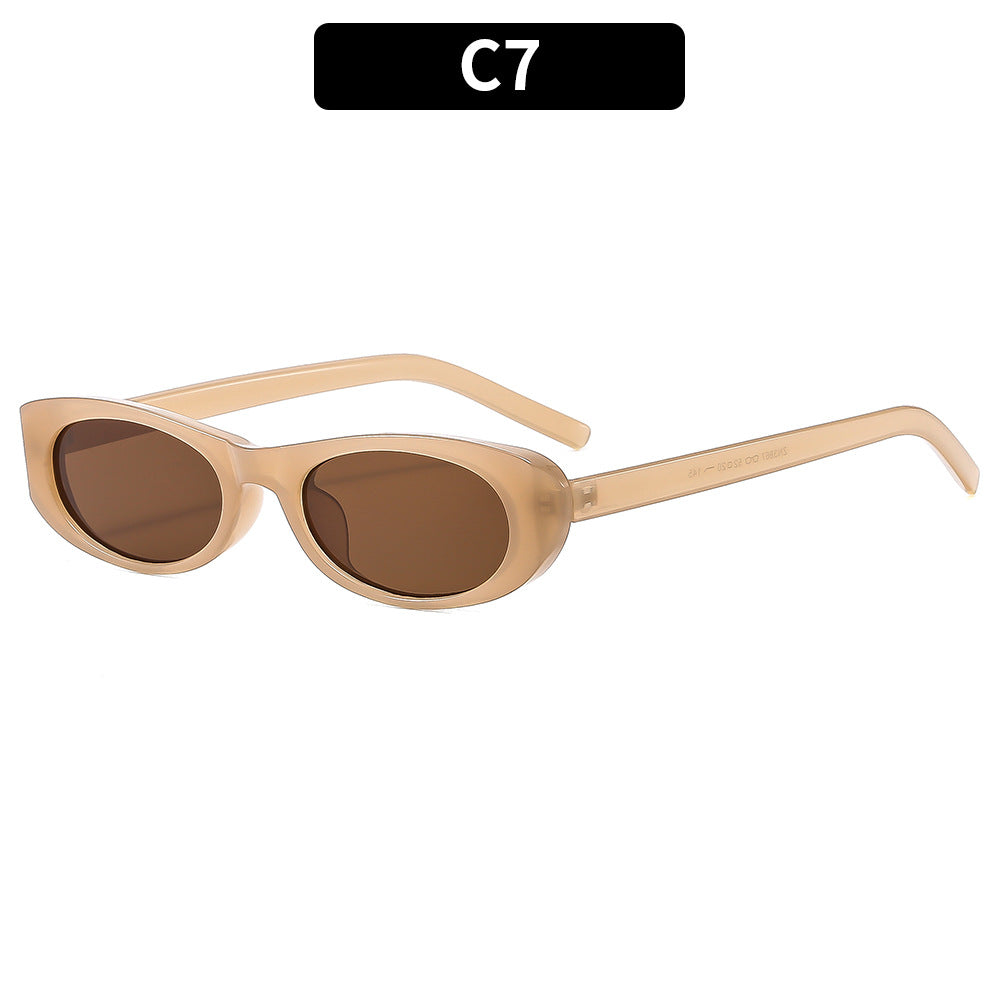 Fashionable Vintage-Inspired Oval Sunglasses