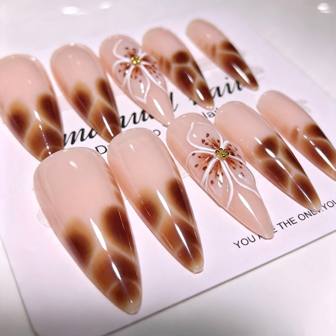 Floral-Themed Stiletto Press-On Nail Tips Kalsten