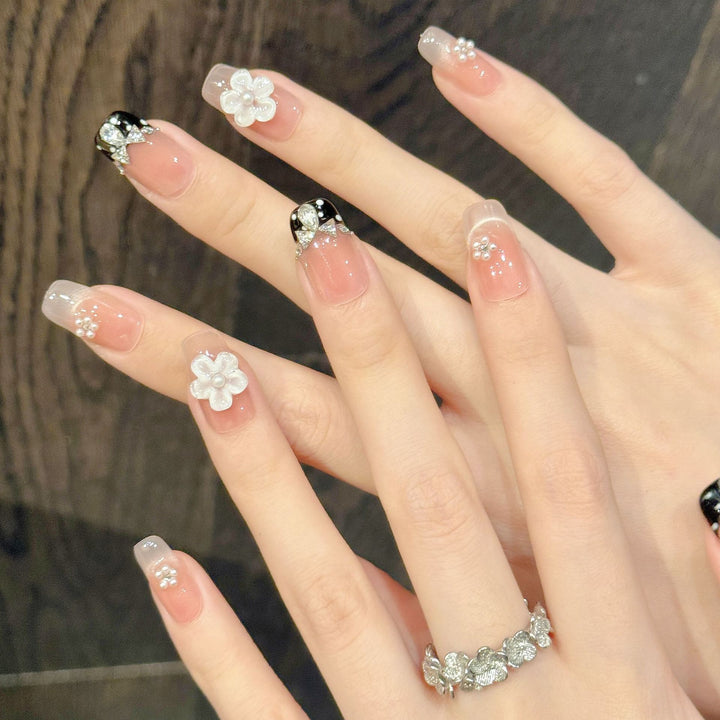 Artistic Nail Art