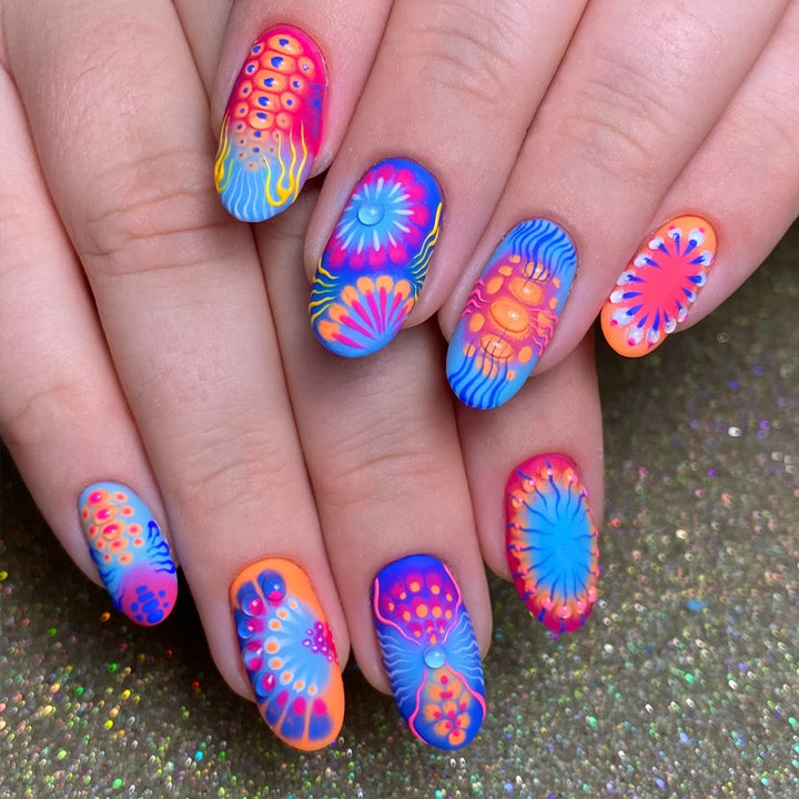 Creative and Artistic Press-on Nails Kalsten