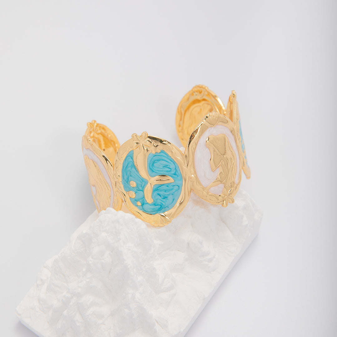 Artistic Cuff Bracelet Kalsten