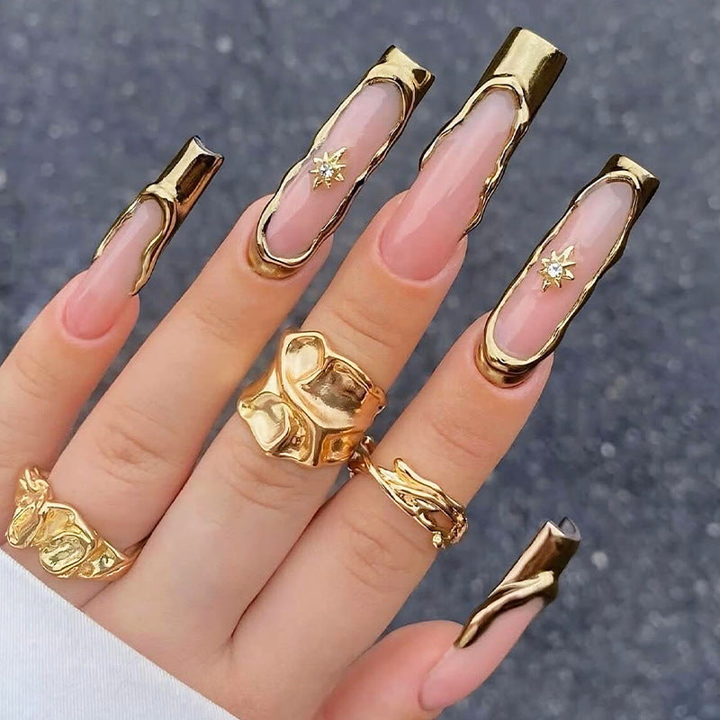 Elegant Press-On Nail Art Set with Gold Accent Design Kalsten