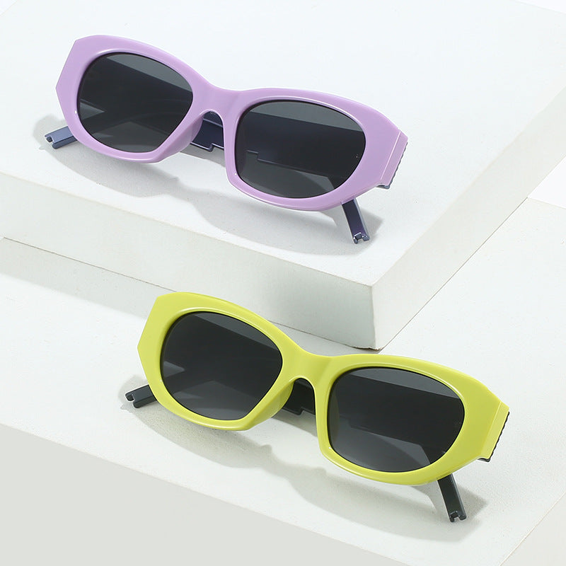 Stylish Retro-Inspired Frame Sunglasses Kalsten