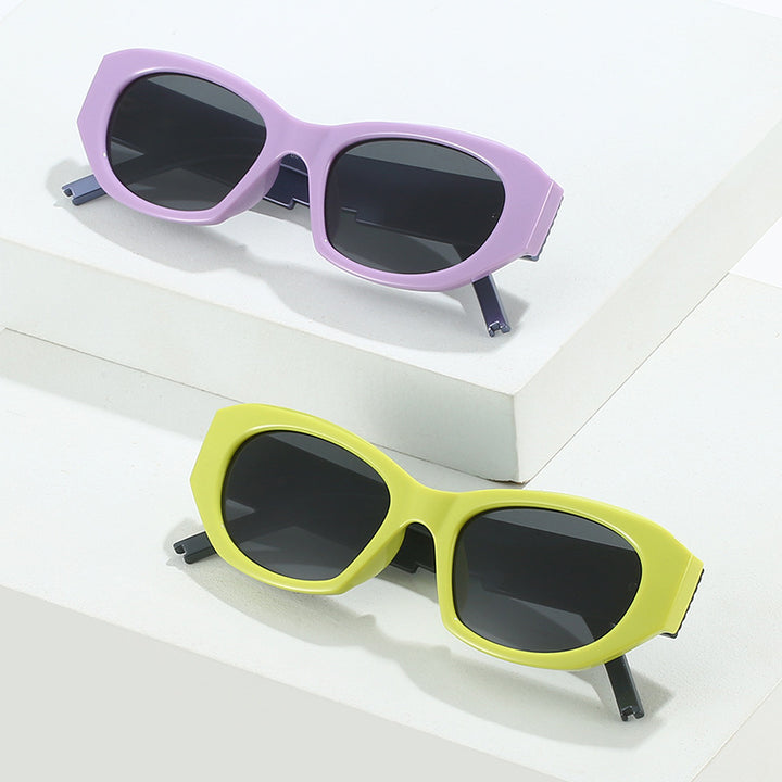 Stylish Retro-Inspired Frame Sunglasses Kalsten