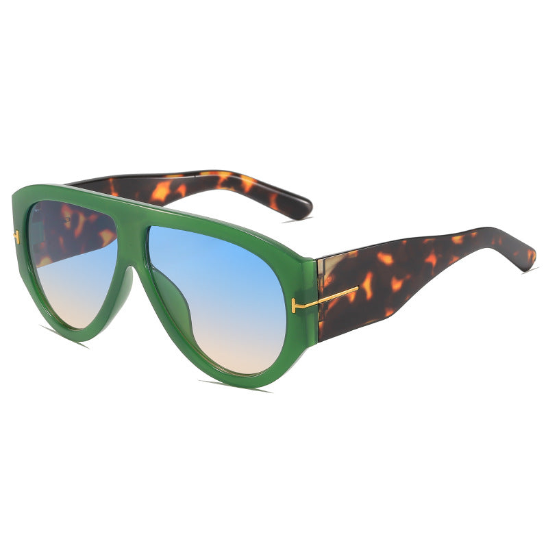 Fashion-Forward Oversized Shield Sunglasses Kalsten