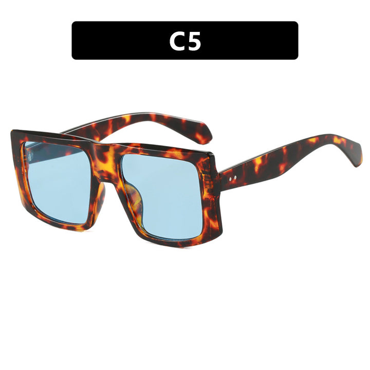 Women's square sunglasses with robust plastic frame and protective UV filter Kalsten