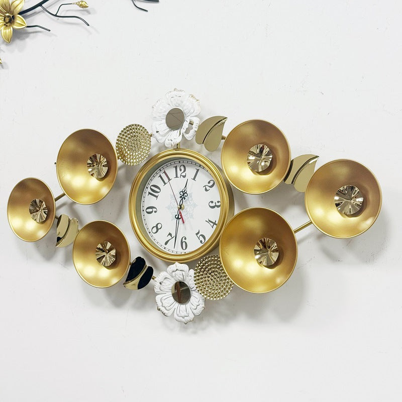Elegant Decorative Wall Clock with Floral Accents Kalsten