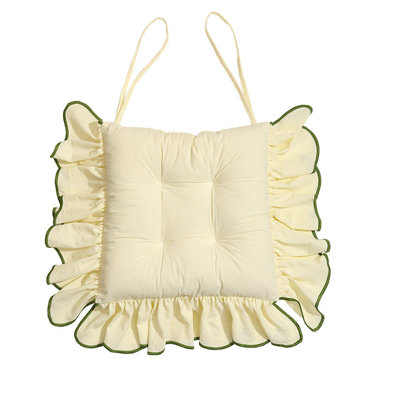 Padded chair cushion with ruffle and ties Kalsten