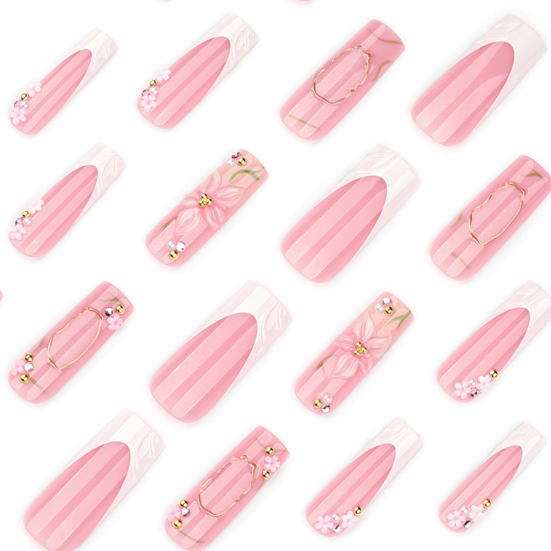 Artful nail extensions with floral embellishments Kalsten