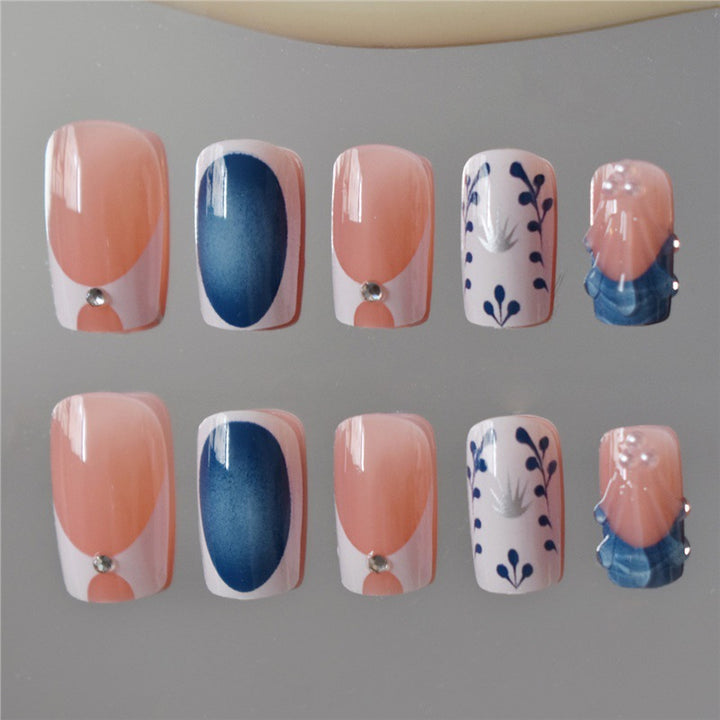 Artistic Decorative Press-On Nail Set Kalsten