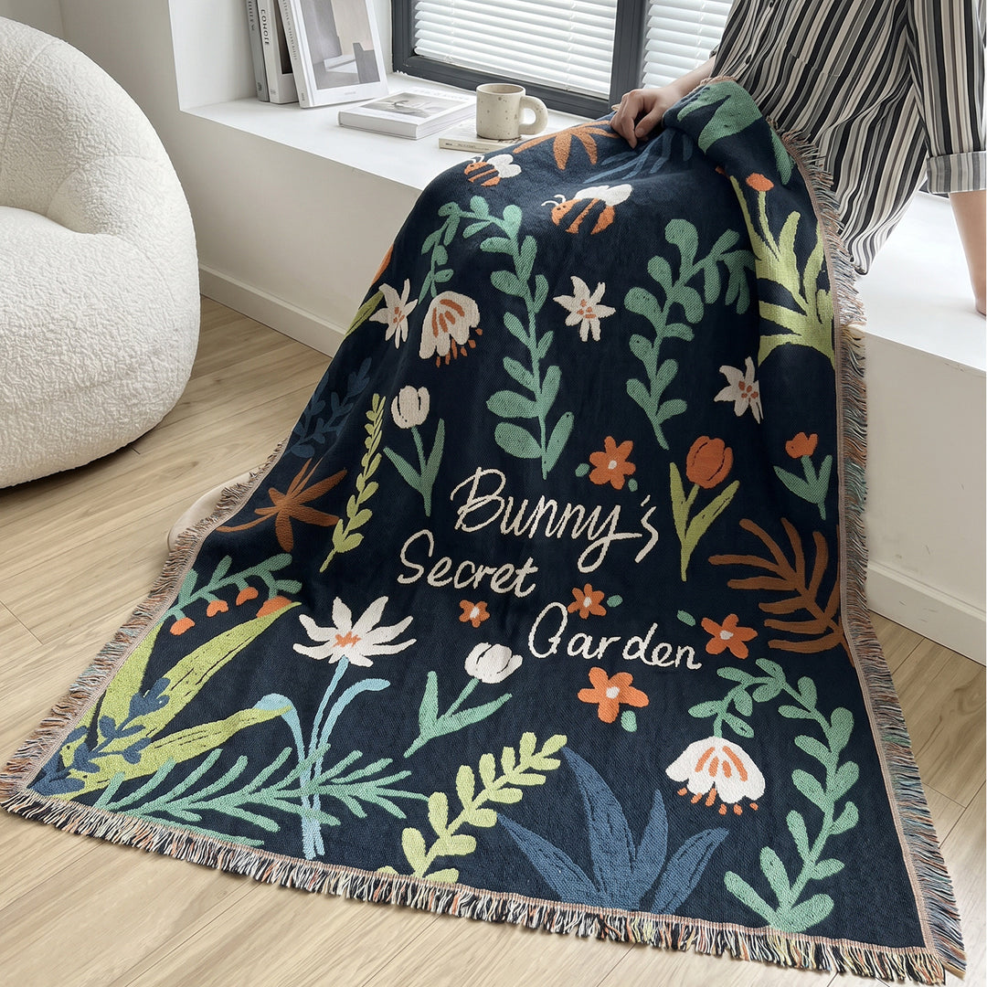 Floral-Themed Decorative Throw Blanket