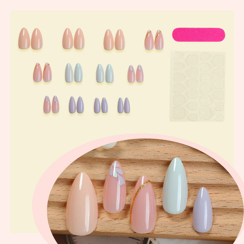 Artistic Press-On Nail Set with Gold Accent Designs kalsten