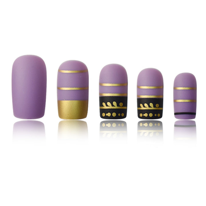 Trendy Press-On Nail Art with Decorative Gold Accents Kalsten