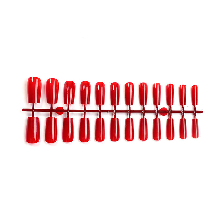 Nail art set with classic and elegant designs Kalsten