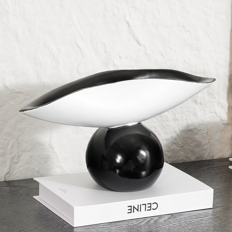 Modern Minimalist Decorative Centerpiece