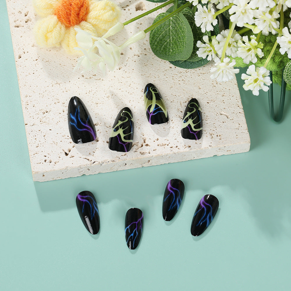 Artful Nail Designs Kalsten