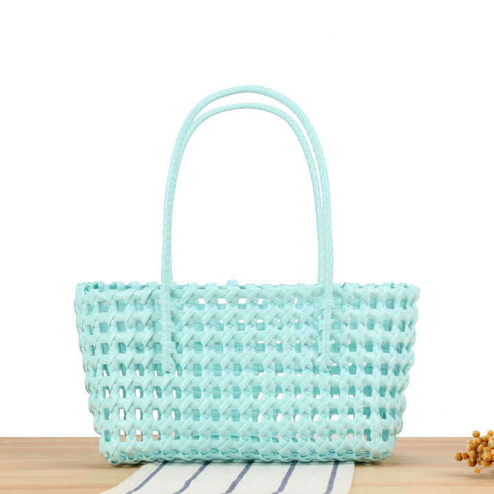Stylish willow bag with modern grid design Kalsten
